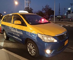 แท็กซี่7ที่นั่ง